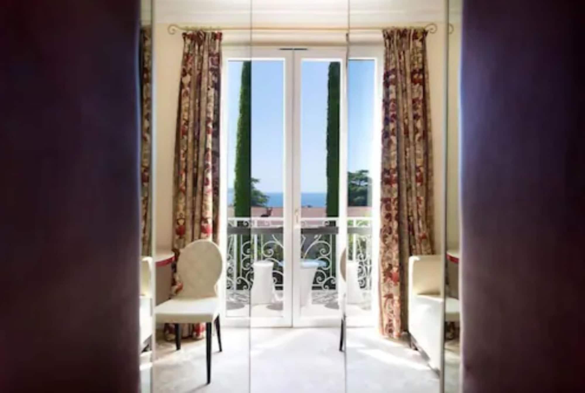 Hotel Chateau De La Tour Cannes Exterior photo