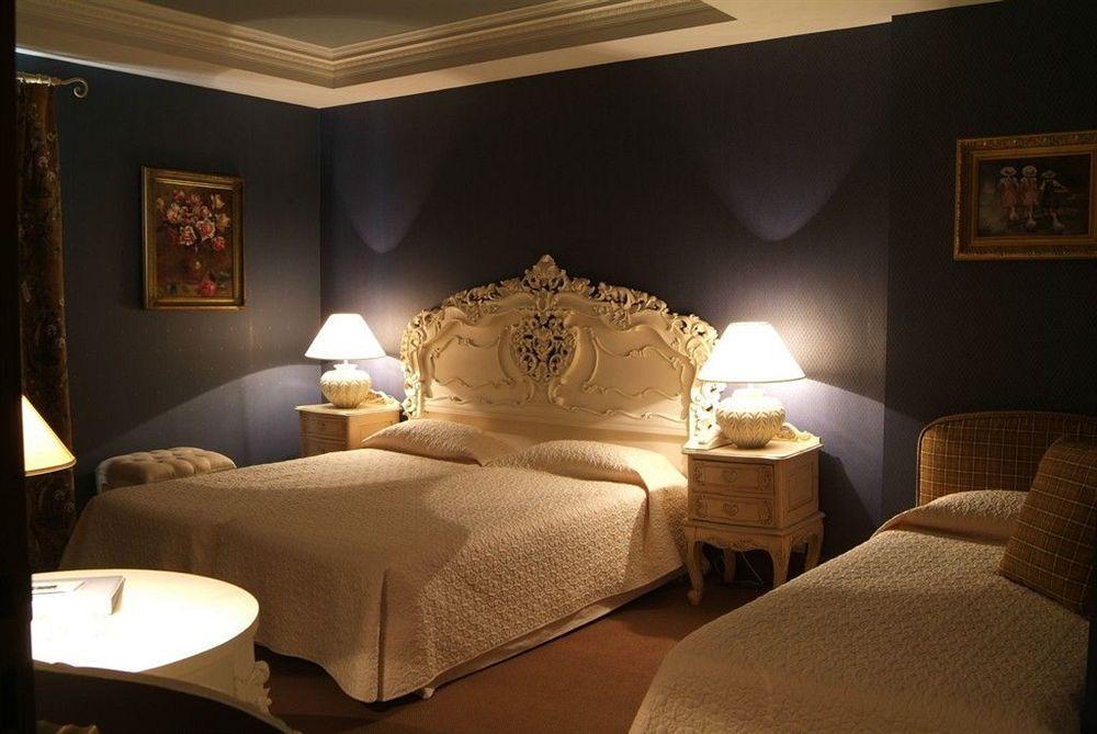 Hotel Chateau De La Tour Cannes Exterior photo