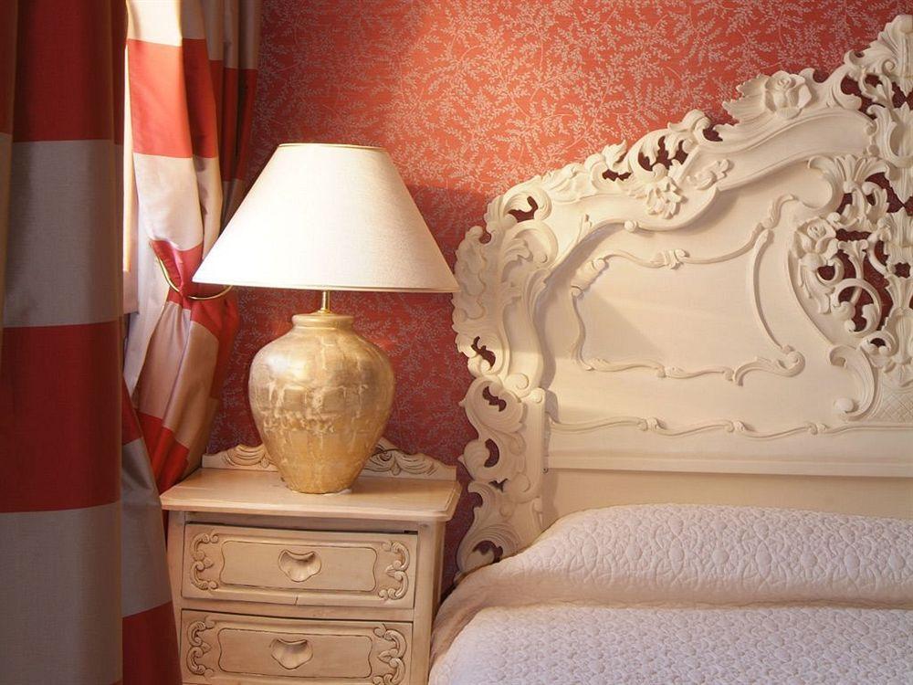 Hotel Chateau De La Tour Cannes Exterior photo