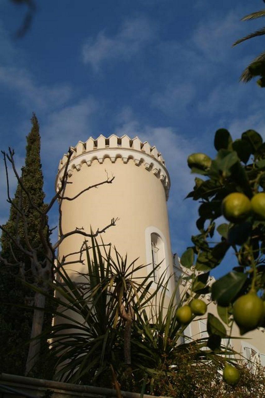 Hotel Chateau De La Tour Cannes Exterior photo